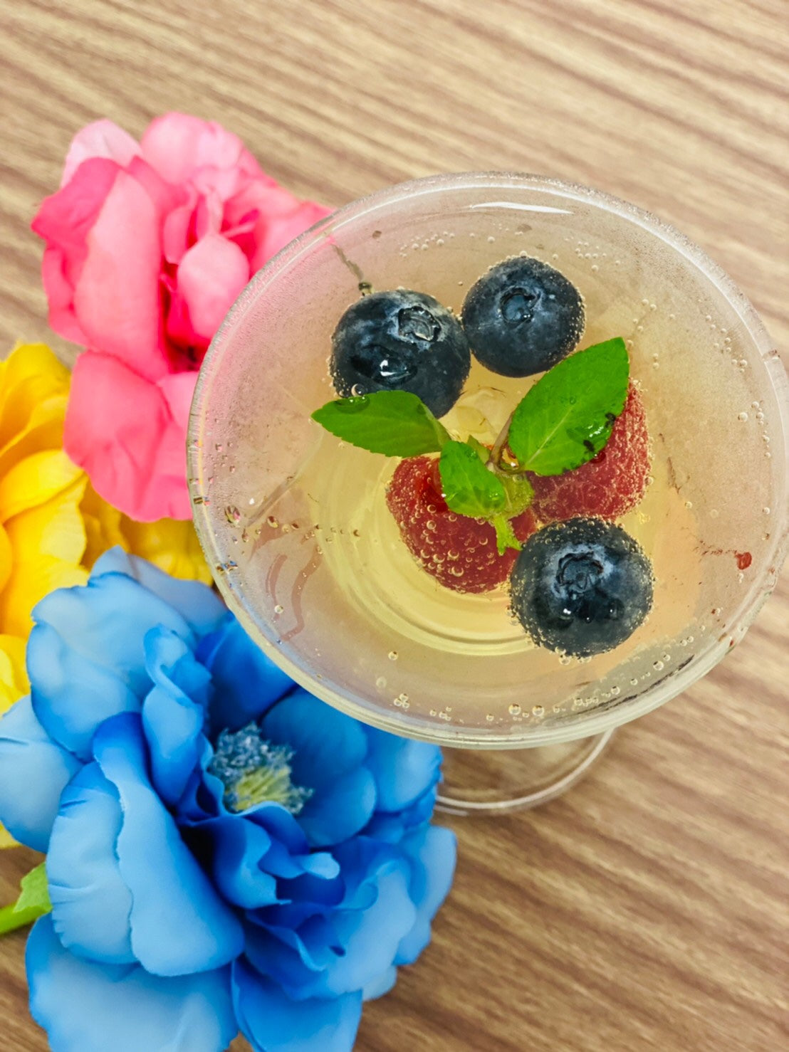 モレノオリジナルカクテル〜ブリュッド+ラズベリー〜