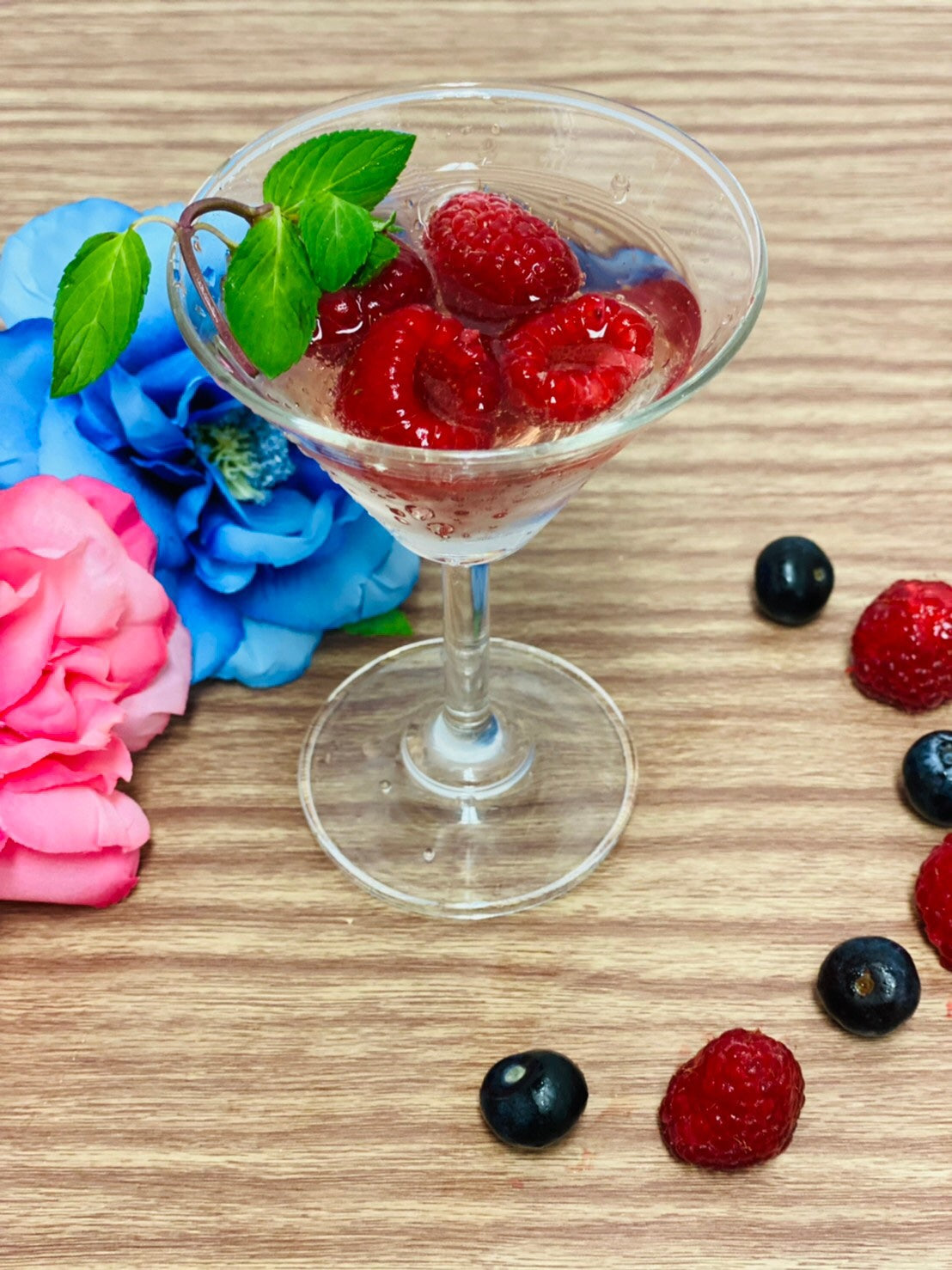 モレノオリジナルカクテル〜ロゼ+ピーチリキュール〜